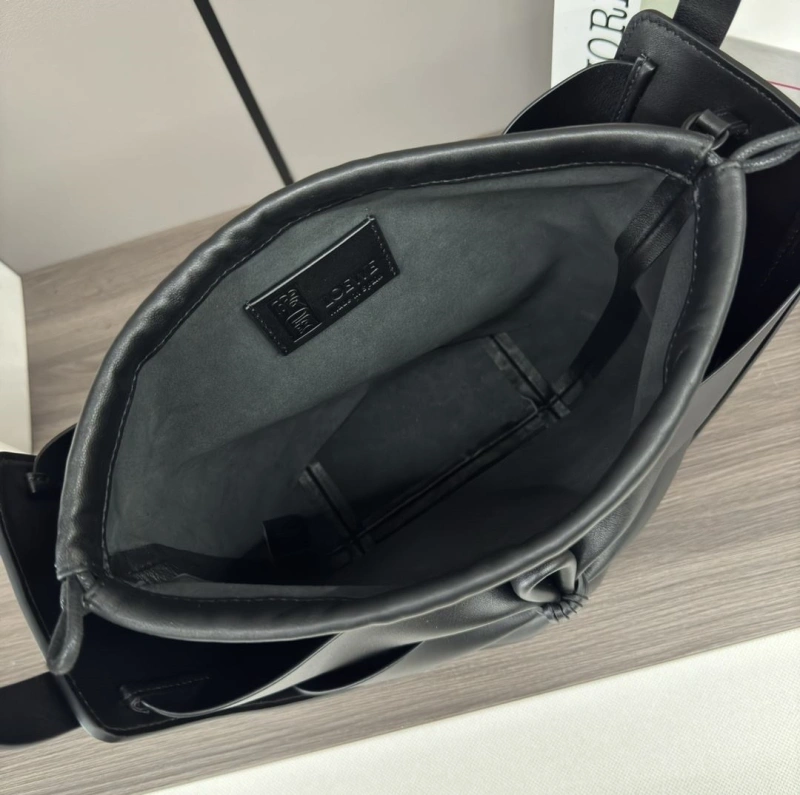 WellDesigned Lxxwe Handle Bags 84853