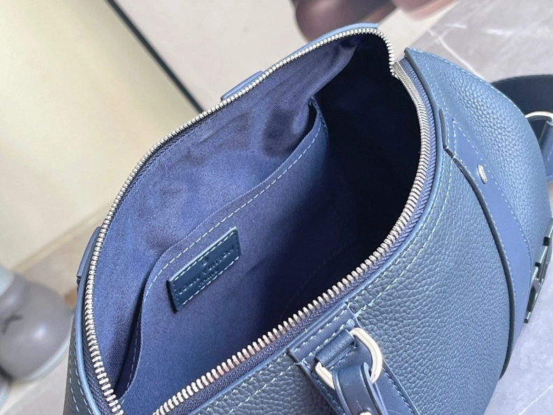 Resilient LX Travel Bags 18327