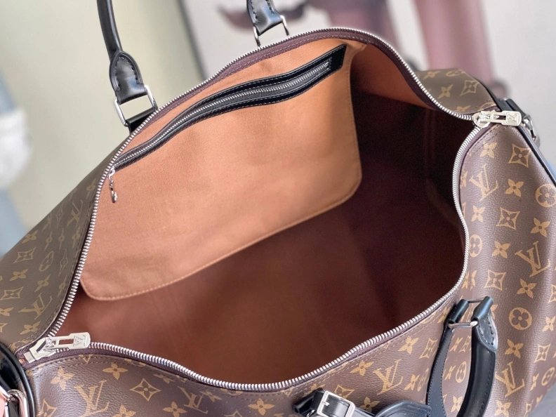 Fashionable LX Travel Bags 18326