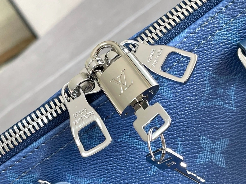 Refined LX Travel Bags 18306
