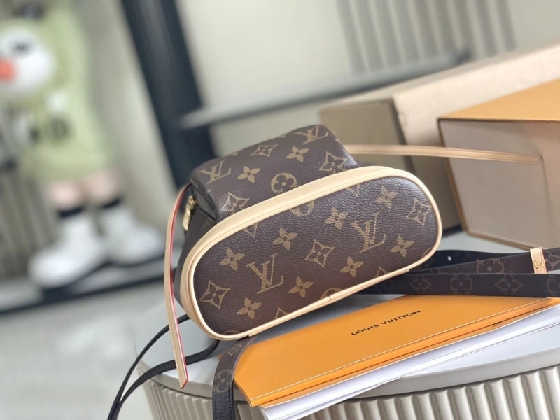 LX Backpacks Elegant 16133