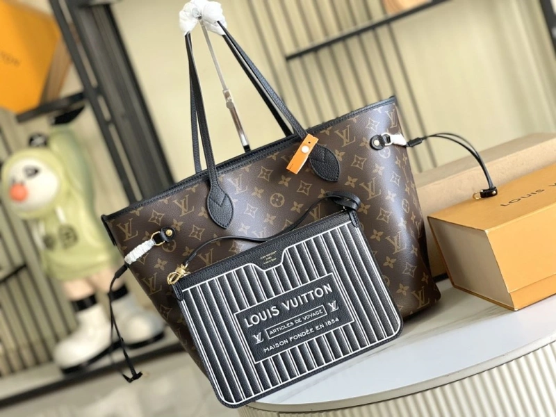 Versatile LX Shopping Bags 16111