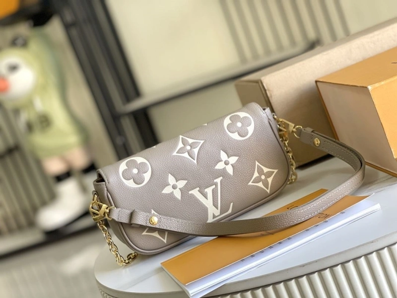 LX Satchel bags Compact 16113