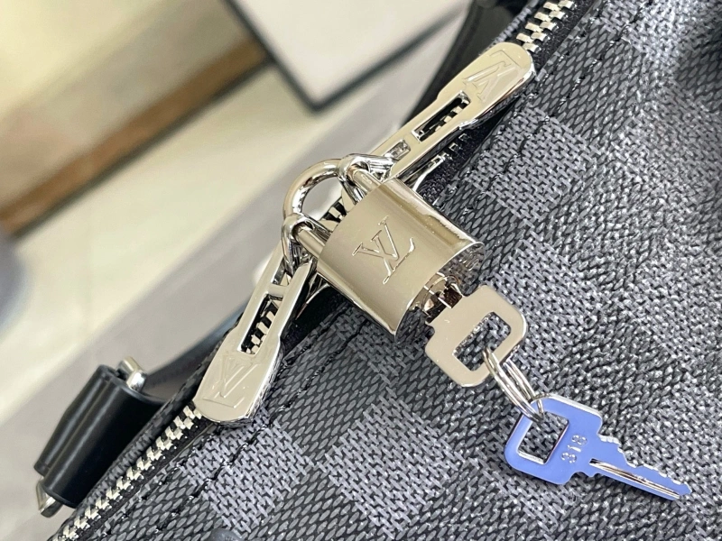Fashionable LX Travel Bags 16103