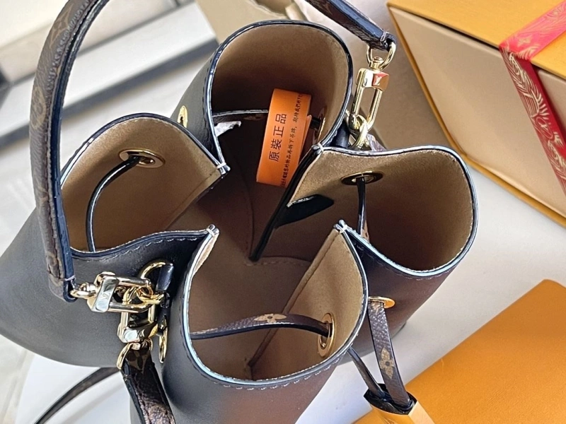 EasyMatch LX Bucket Bags 16120