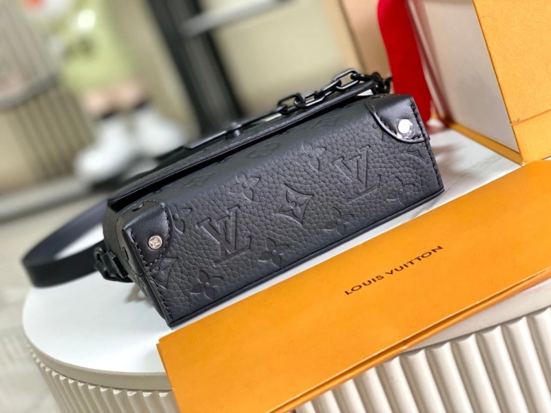WellDesigned LX Satchel bags 21133