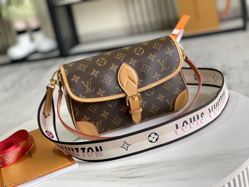 Modern LX Satchel bags 21134