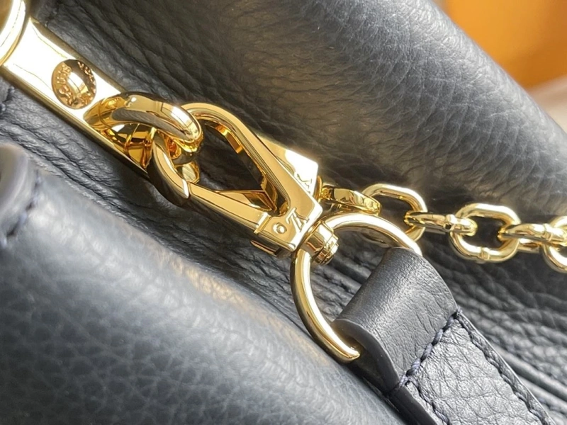 Resilient LX Caxucines Bags 21214