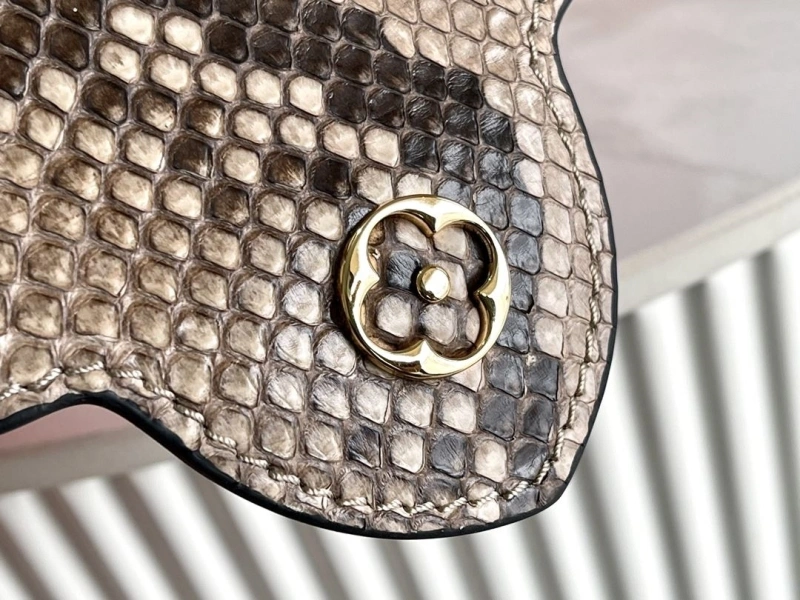 Bold LX Caxucines Bags 21188