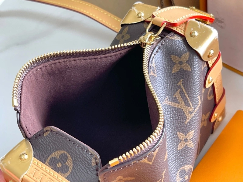 Comfortable LX Box Bags 19749
