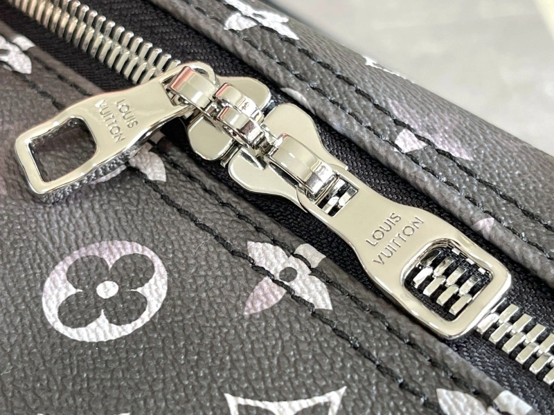 Comfortable LX Travel Bags 19715