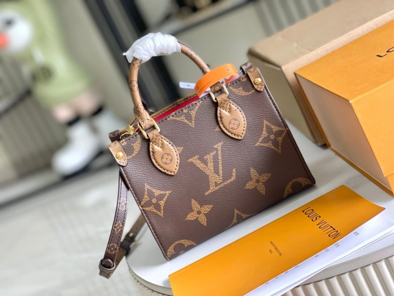 Trendsetting LX Travel Bags 19723