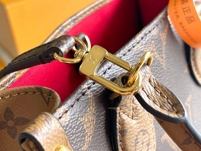 Trendsetting LX Travel Bags 19723