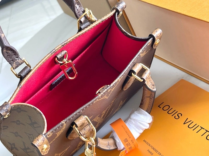 Trendsetting LX Travel Bags 19723