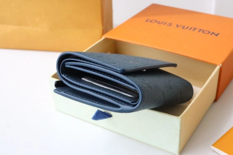 Popular LX Wallets 18270
