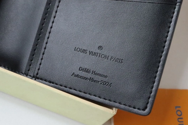 LX Wallets Modern 18283