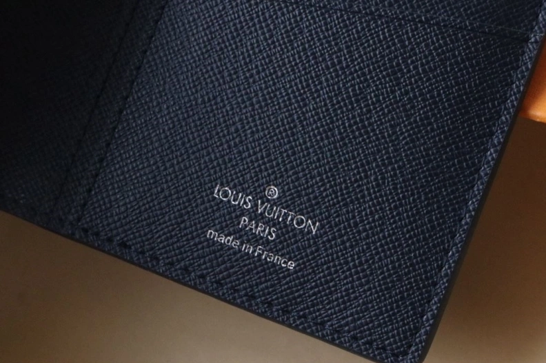 Practical LX Wallets 18263
