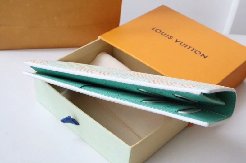 LX Wallets Comfortable 18258