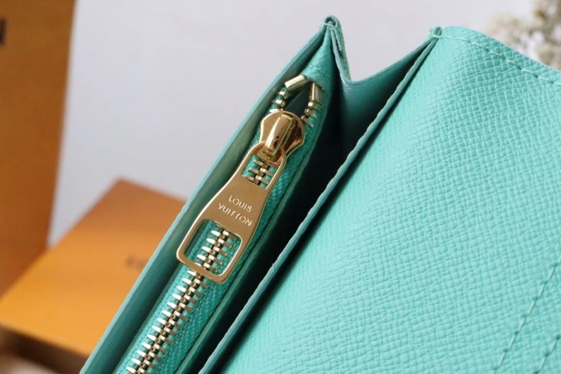 LX Wallets Comfortable 18258