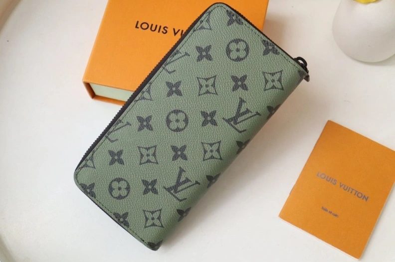 Fashionable LX Wallets 18255