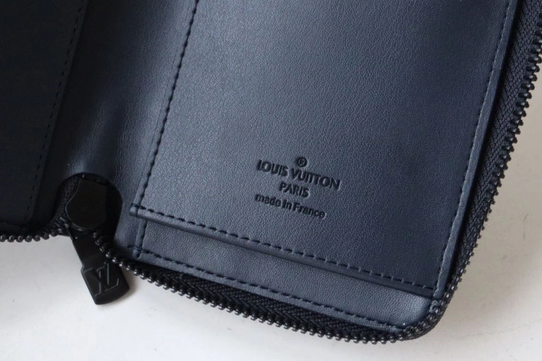 Fashionable LX Wallets 18249