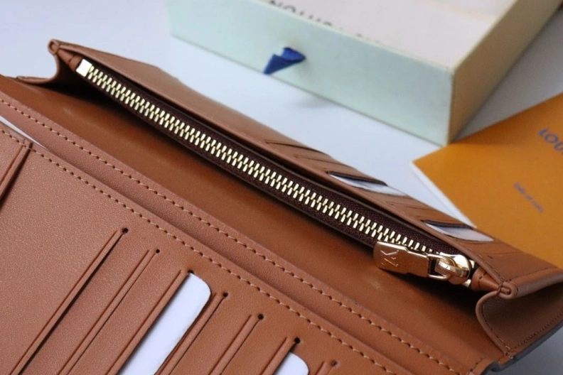 LX Wallets Soft 18239