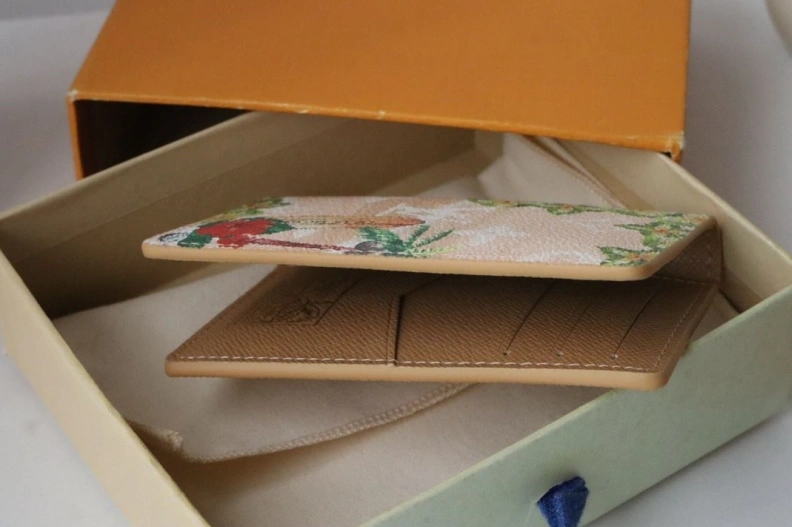 Unique LX Wallets 18235