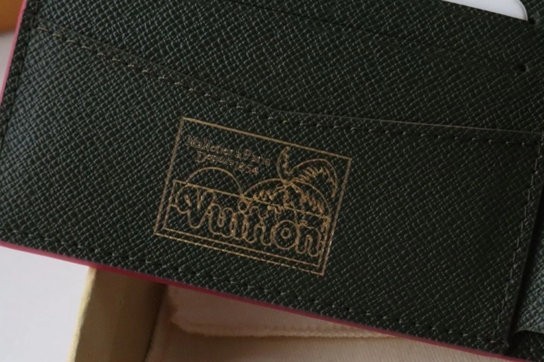 Flexible LX Wallets 18225