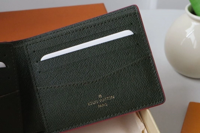 Flexible LX Wallets 18225