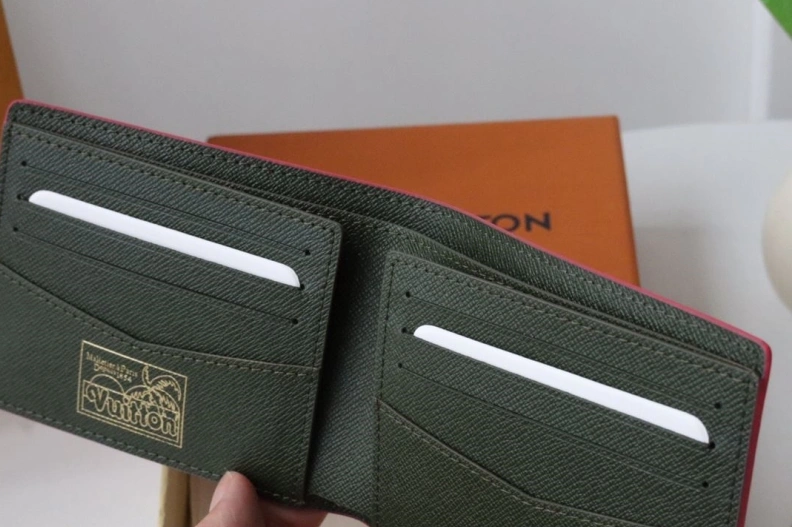 Flexible LX Wallets 18225