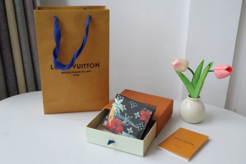 Affordable LX Wallets 18234