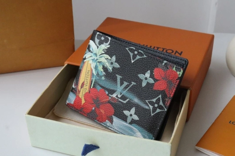 Affordable LX Wallets 18234