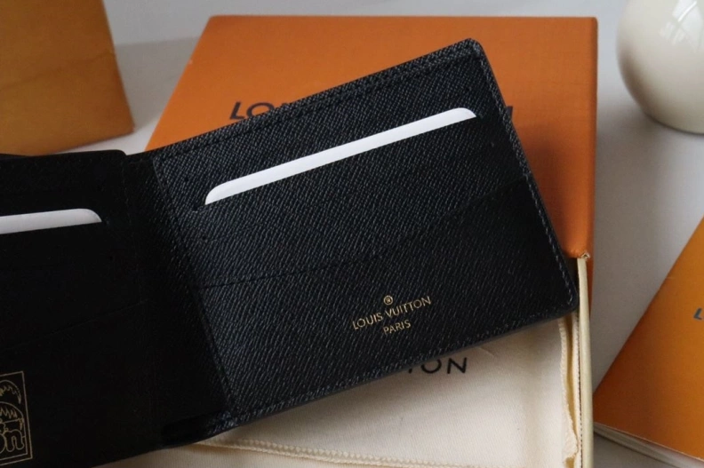 Affordable LX Wallets 18234
