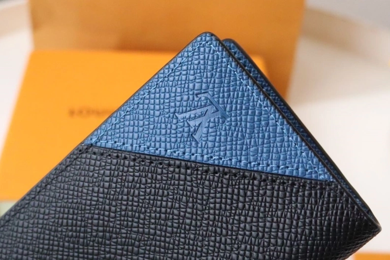 LX Wallets Resilient 18221