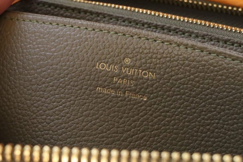 Versatile LX Wallets 18231