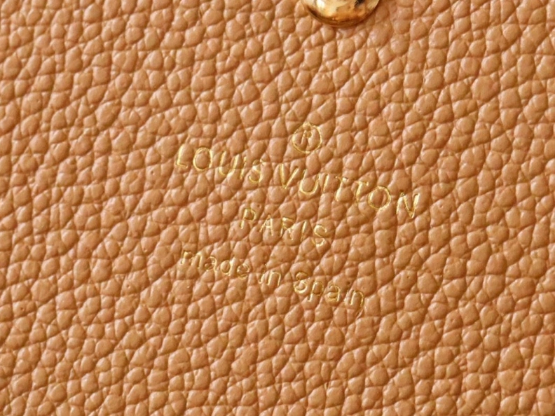 Unique LX Wallets 18207