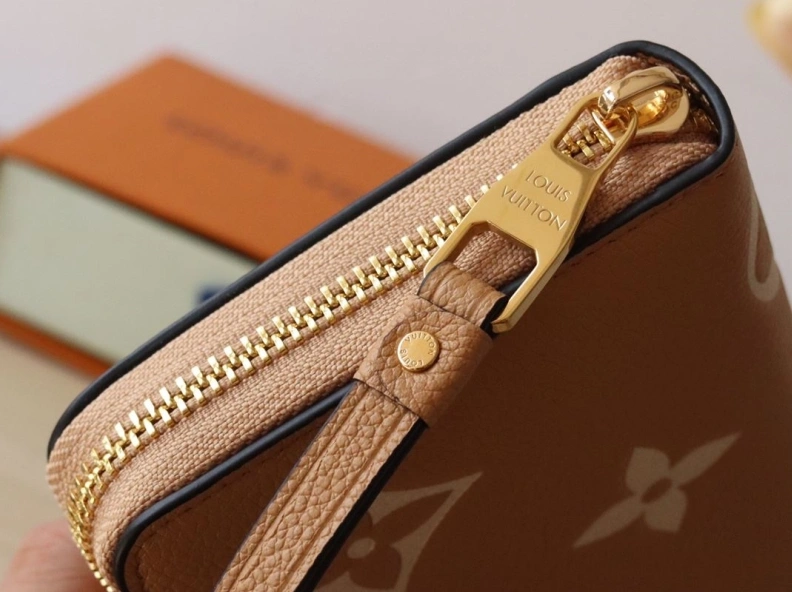 NewStyle LX Wallets 18205