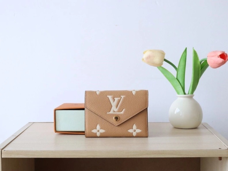 LX Wallets Trendy 18204