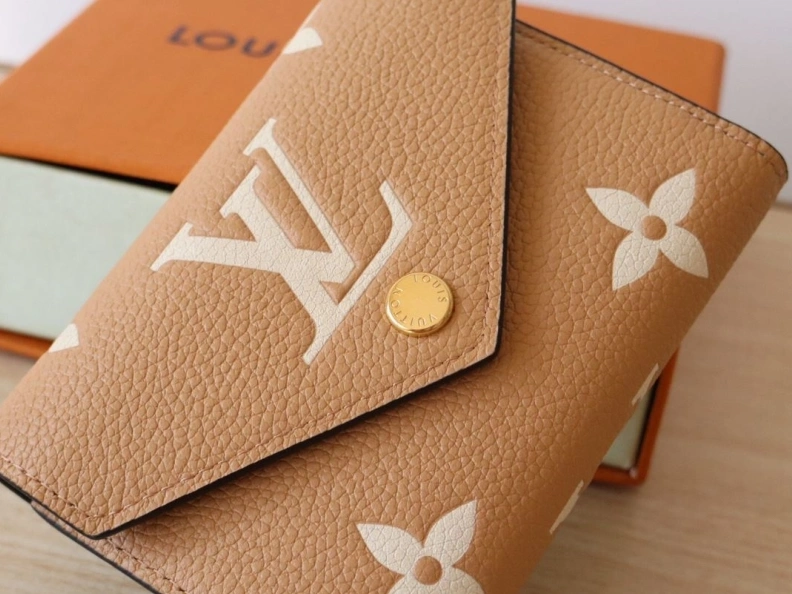 LX Wallets Trendy 18204