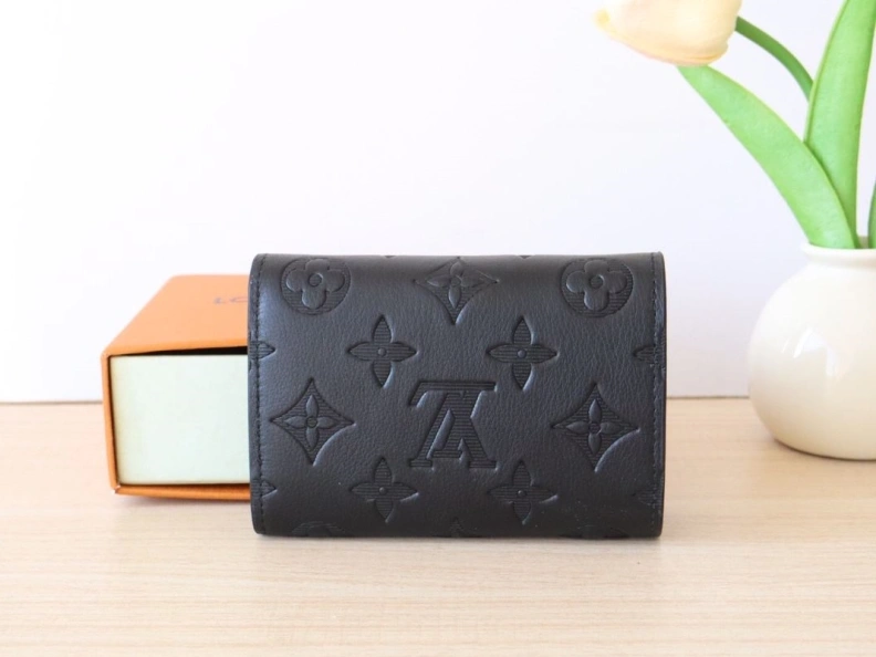 LX Wallets Comfortable 18203