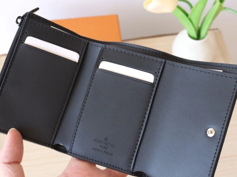 LX Wallets Comfortable 18203