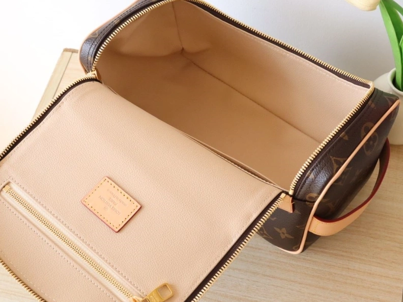 UrbanStyle LX Cosmetic Bags 6718