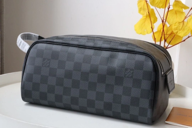Breathable LX Cosmetic Bags 18281