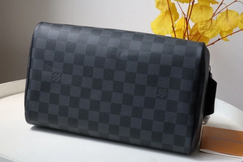 Breathable LX Cosmetic Bags 18281