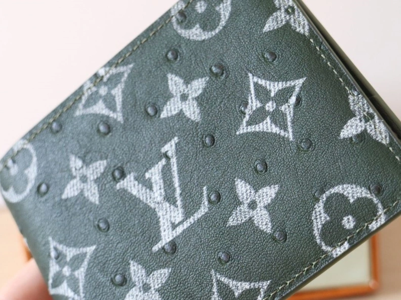 LX Wallets Resilient 18196