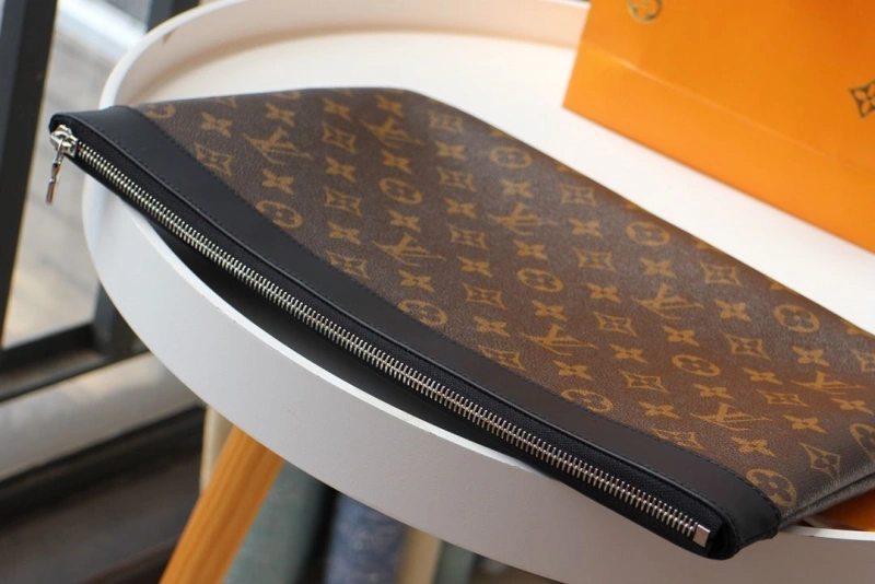 Fashionable LX Wallets 16024