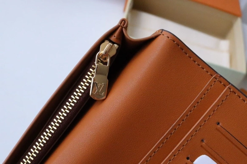 DailyWear LX Wallets 16015