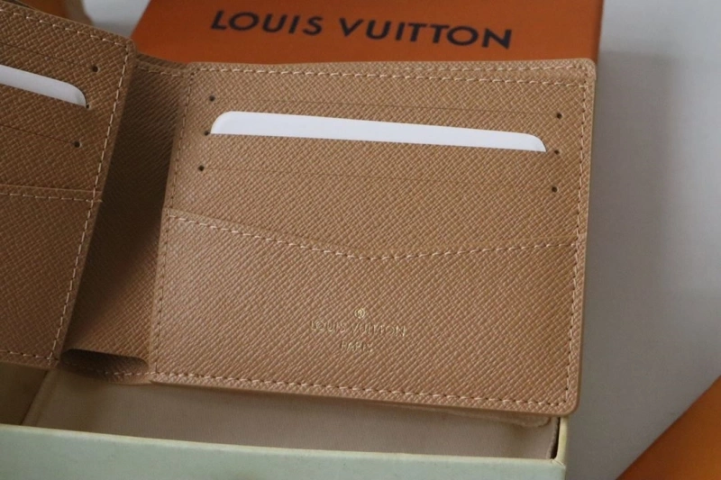 Functional LX Wallets 16028