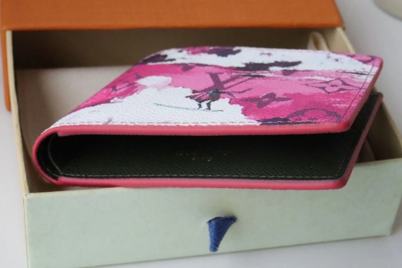 Practical LX Wallets 16025