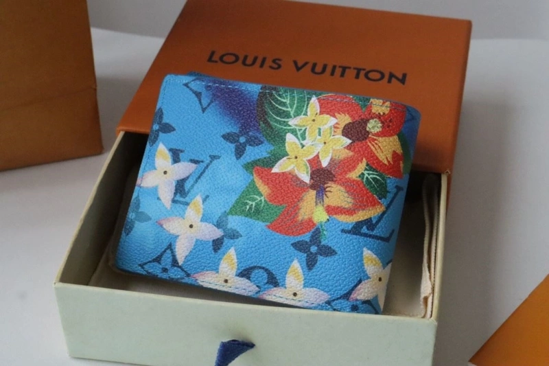Functional LX Wallets 16026